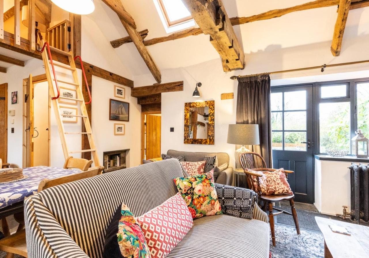 Bwthyn Capten - A Charming Cottage For Up To 6 Newport (Pembrokeshire) Exterior foto
